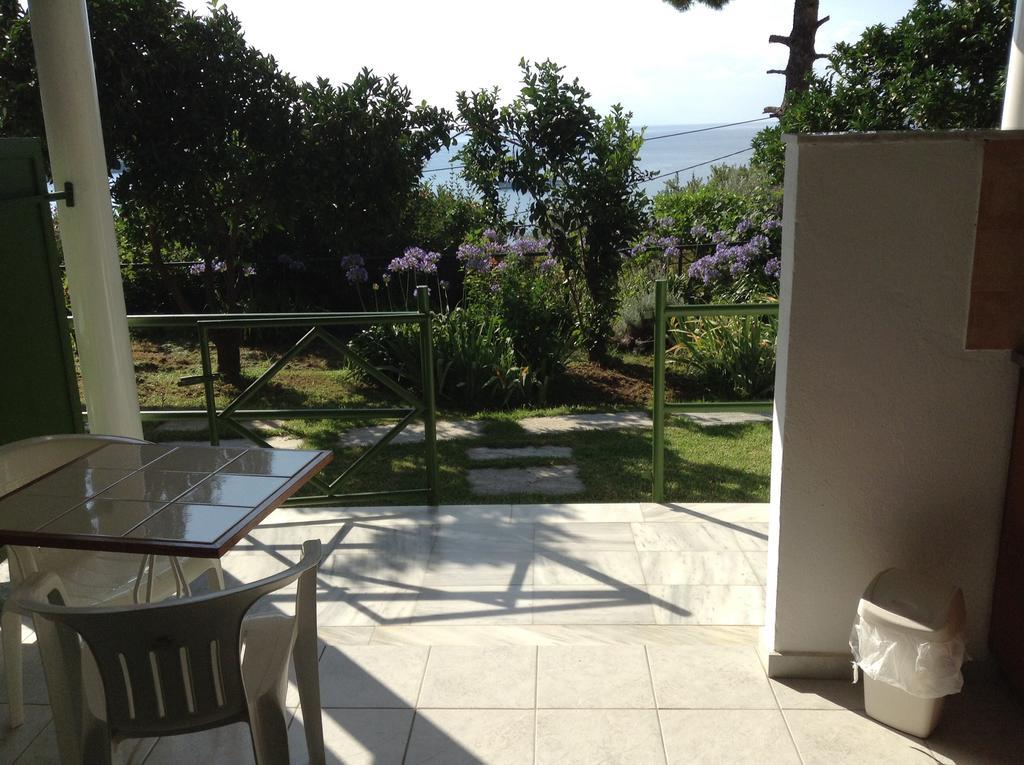 Villa Yiannis (Adults Only) Megali Ammos  Phòng bức ảnh